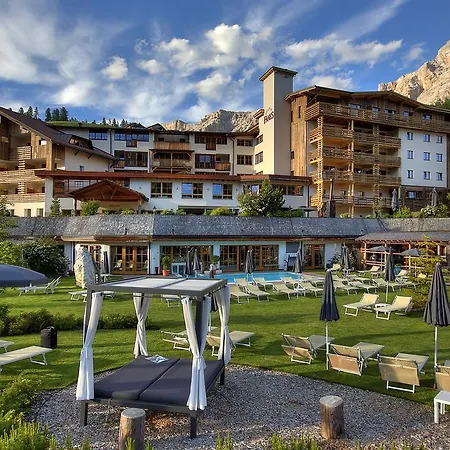 Hotel Fanes