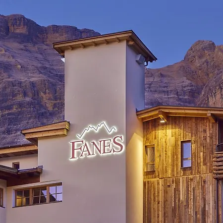 Hotel Fanes