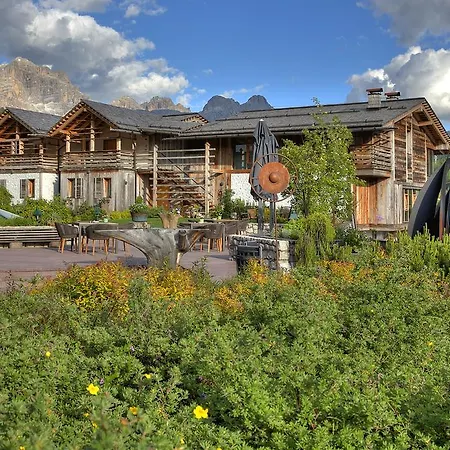 Fanes Hotel